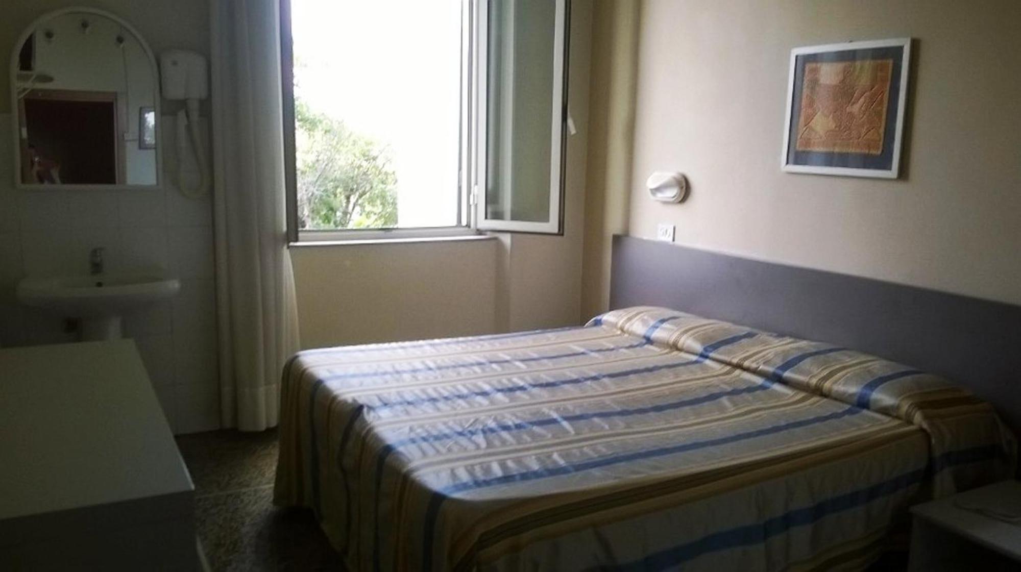 Hotel Moderno 피사 객실 사진
