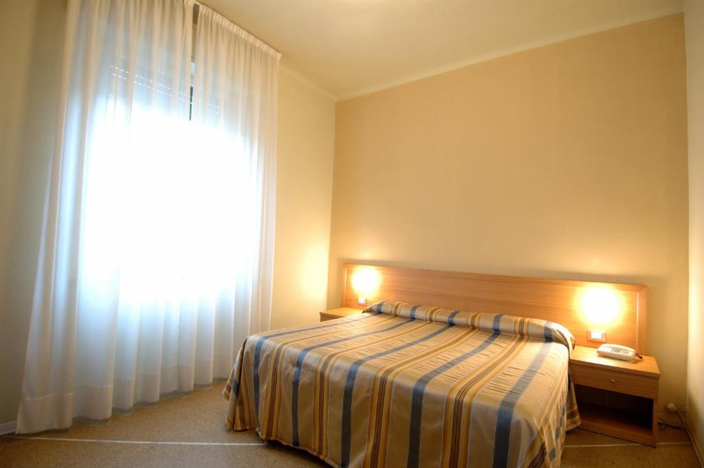 Hotel Moderno 피사 객실 사진