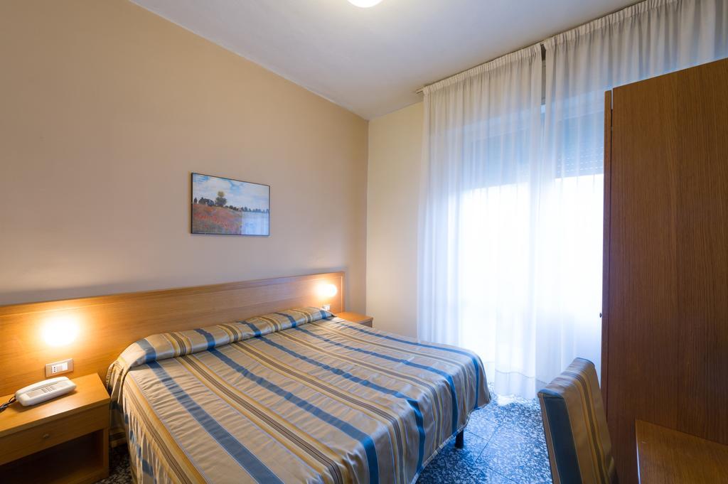 Hotel Moderno 피사 외부 사진