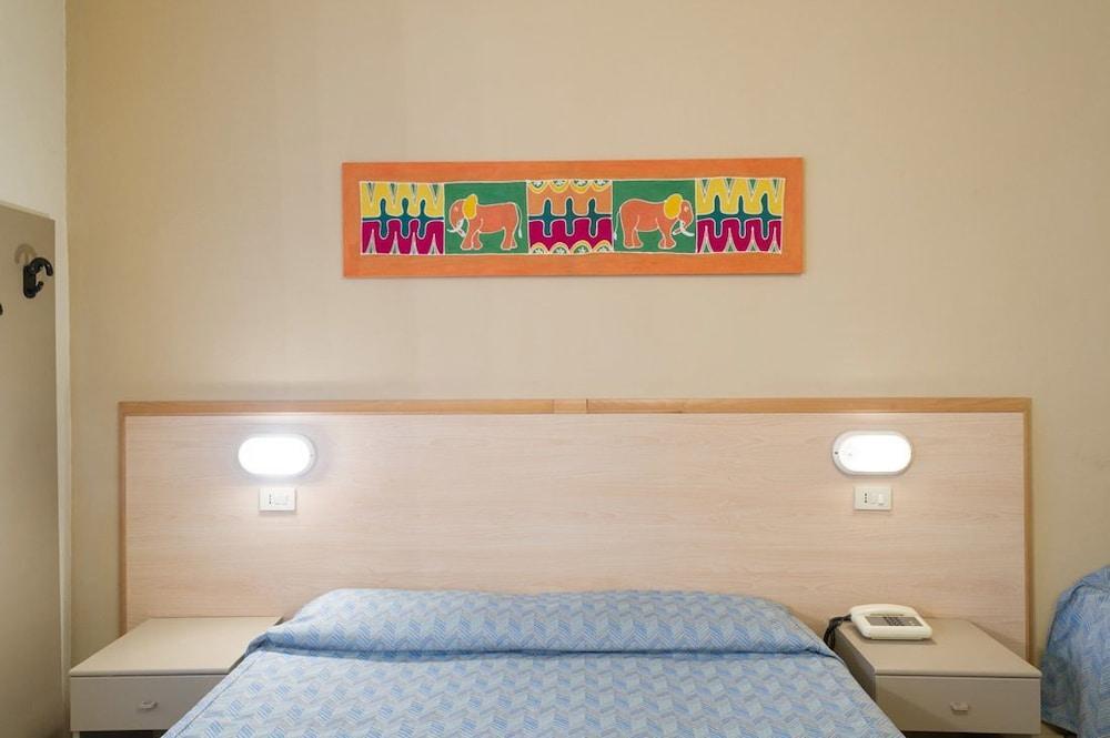 Hotel Moderno 피사 외부 사진