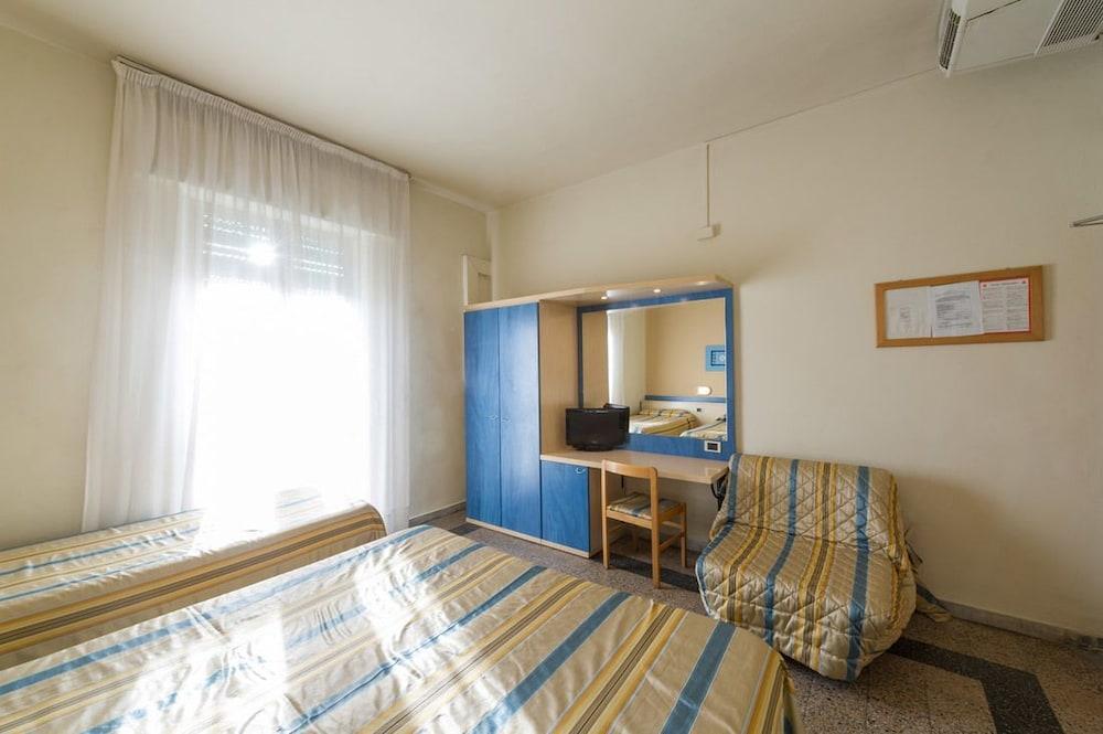 Hotel Moderno 피사 외부 사진